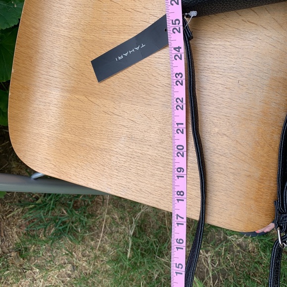 TAHARI Togo Faux Leather Crossbody Purse Bag - Picture 7 of 8